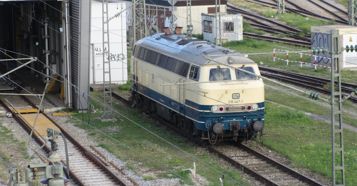 ucloud实名账号：苹果手机app 迅雷详情下载教程