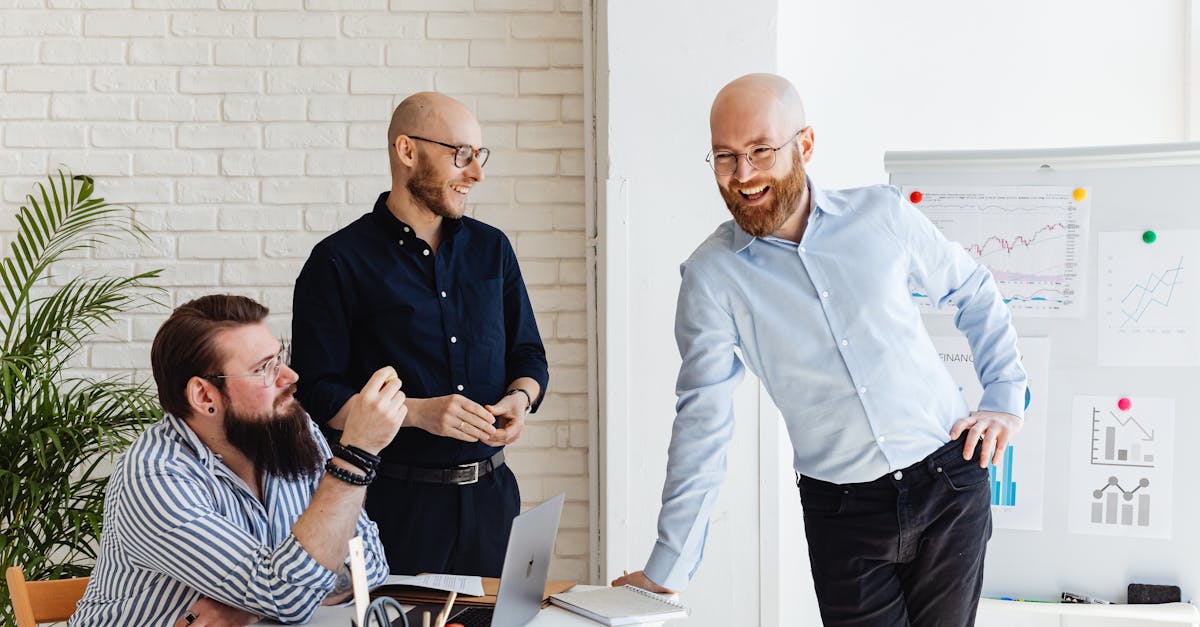 微信号白号批发：英雄联盟端游注册台服账号