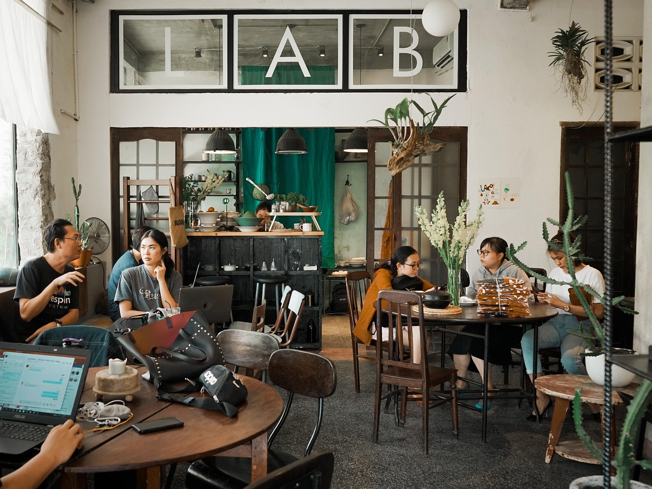 买卖微信号:实名制账号在公共服务领域中的应用